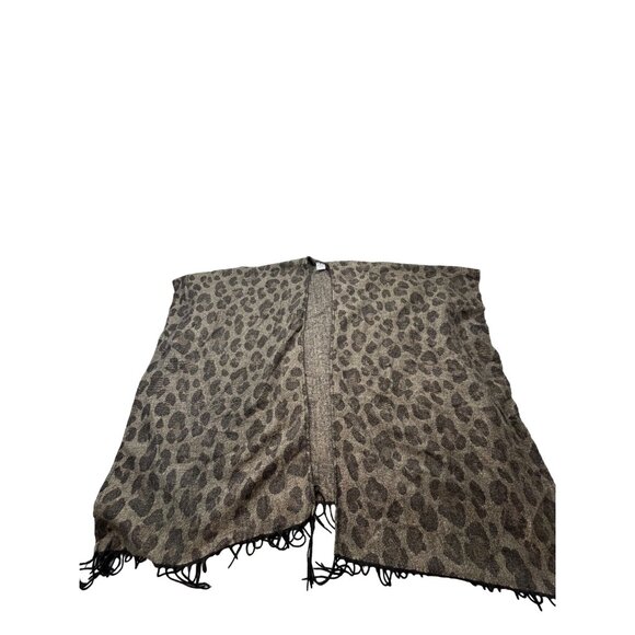 Woolrich Leopard Print Womens One Size Shawl Scarf Poncho Wrap With Fringe Edges - Picture 1 of 6